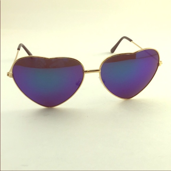 💜 heart sunglasses w/ gold frames & purple lens! - Picture 1 of 1